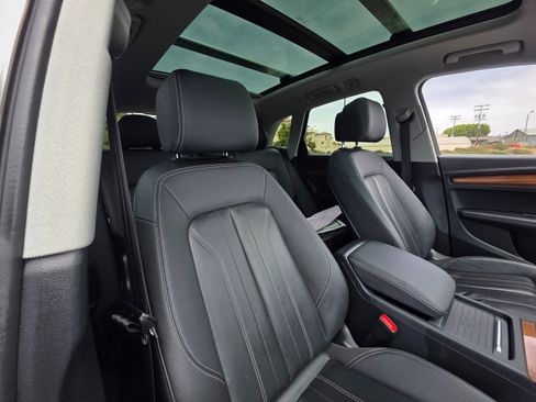Used 2021 Audi Q5 Premium Plus image 19