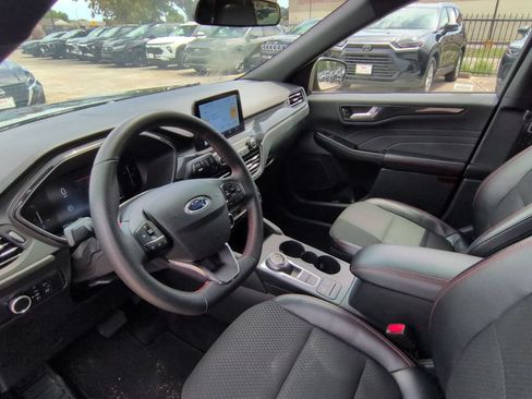 Used 2025 Ford Escape ST-Line AWD/4WD image 15