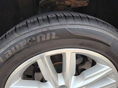 Used 2014 Toyota Avalon XLE image 9