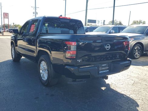 Used 2024 Nissan Frontier SV w/ SV Convenience Package image 5