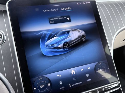 Used 2025 Mercedes-Benz C 300 Sedan image 65