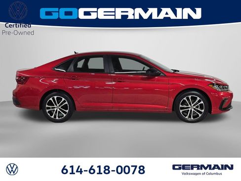Used 2025 Volkswagen Jetta Sport FWD image 7