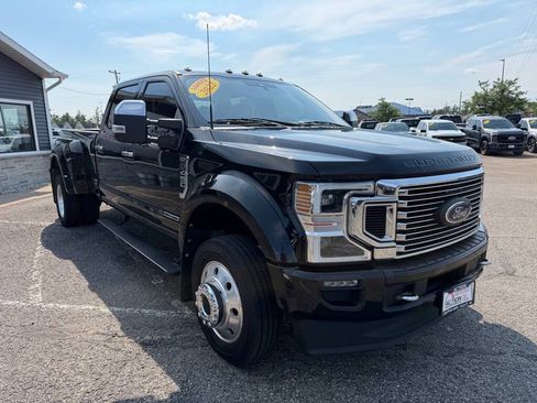 Used 2022 Ford F450 Platinum w/ FX4 Off-Road Package AWD/4WD image 7