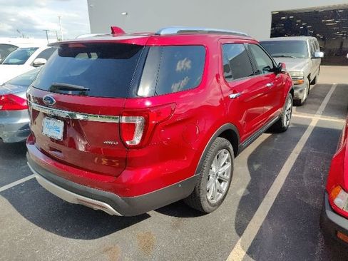 Used 2017 Ford Explorer Limited w/ Equipment Group 301A AWD/4WD image 37