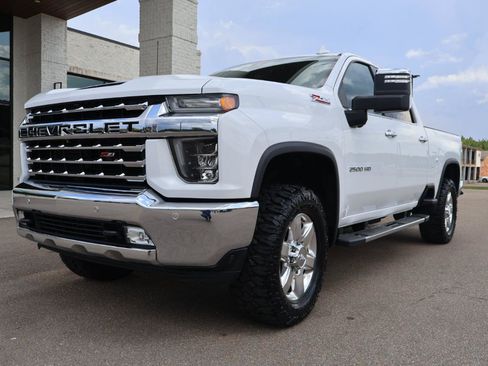 Used 2020 Chevrolet Silverado 2500 LTZ w/ LTZ Premium Package AWD/4WD image 2