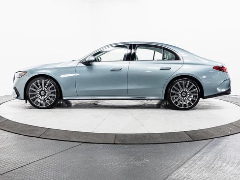Certified 2024 Mercedes-Benz E 350 4MATIC Sedan image 4