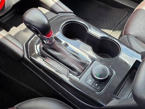 Used 2025 Chevrolet Blazer RS FWD image 29