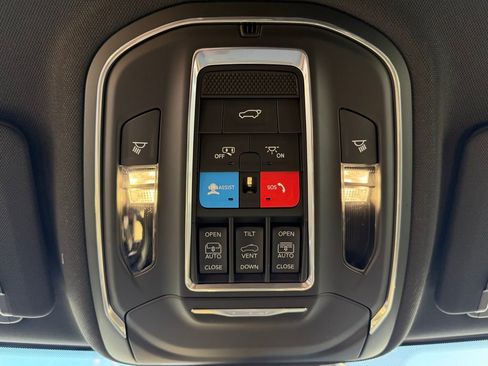 New 2025 Jeep Grand Cherokee L Summit w/ Advanced Protech Group IV image 26