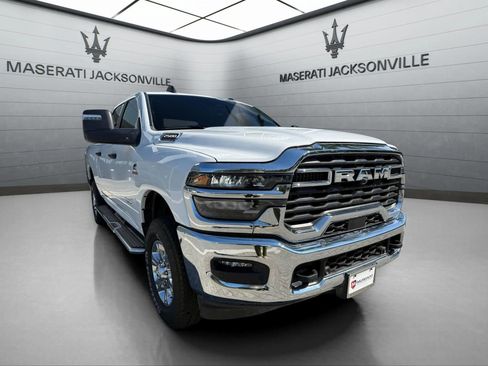 Used 2025 RAM 2500 Big Horn AWD/4WD image 8