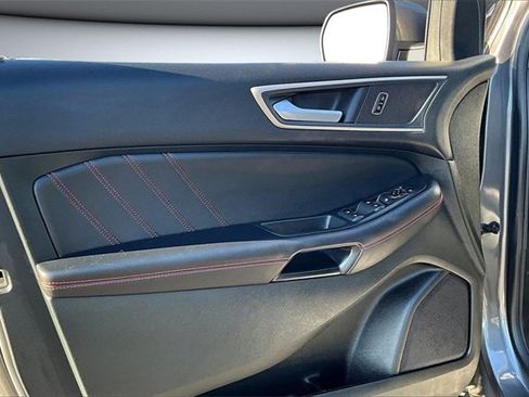 Used 2024 Ford Edge ST-Line image 18