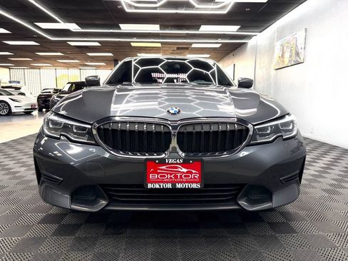 Used 2021 BMW 330i Sedan w/ Convenience Package RWD image 3