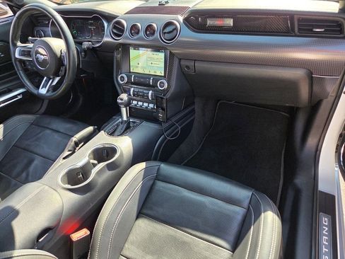 Used 2018 Ford Mustang GT Premium w/ GT Performance Package RWD image 20