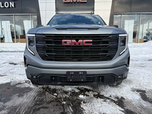 New 2026 GMC Sierra 1500 Elevation image 4