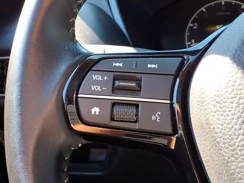 Certified 2026 Honda HR-V EX-L image 22