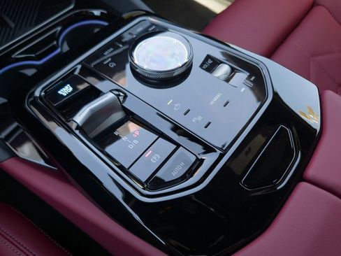 New 2026 BMW i5 eDrive40 w/ M Sport Package RWD image 10