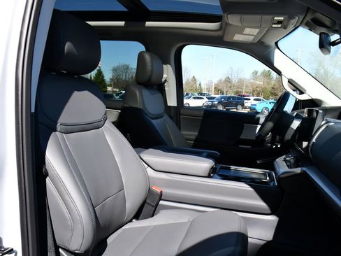 New 2026 Ford Expedition Max Active AWD/4WD image 16