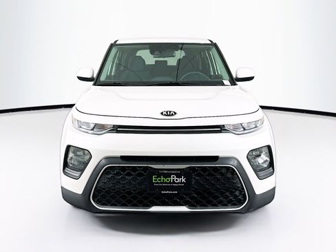 Used 2021 Kia Soul S FWD image 2