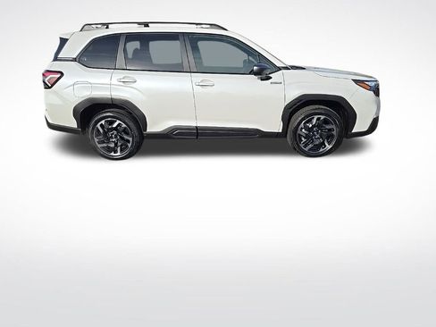 New 2025 Subaru Forester Premium image 8