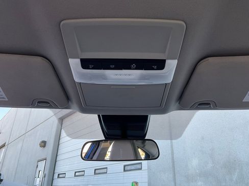 Used 2025 Nissan Altima 2.5 SV image 16