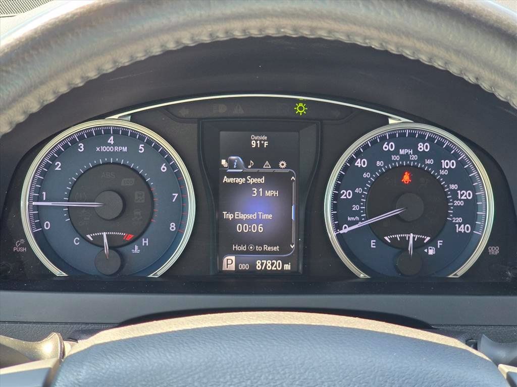 Used 2017 Toyota Camry XLE FWD image 6