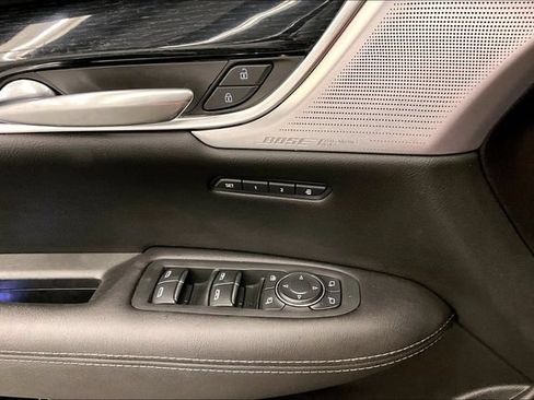 Used 2025 Cadillac XT5 Premium Luxury FWD image 38
