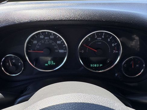 Used 2015 Jeep Wrangler Unlimited Sport w/ Max Tow Package AWD/4WD image 13