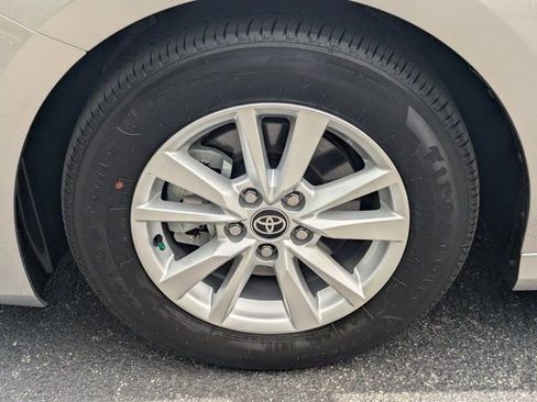 Used 2026 Toyota Camry LE image 11