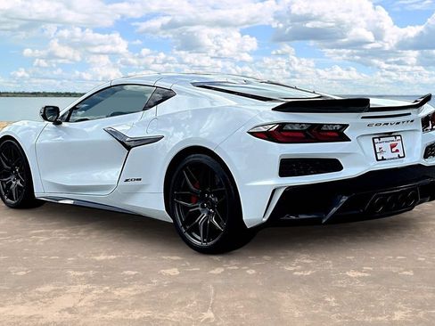 Used 2024 Chevrolet Corvette Z06 w/ Battery Protection Package RWD image 6