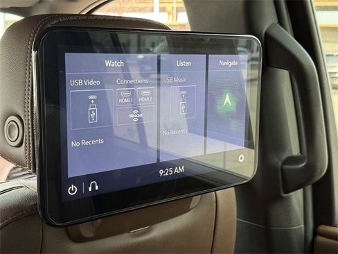 Used 2021 Chevrolet Suburban High Country image 17