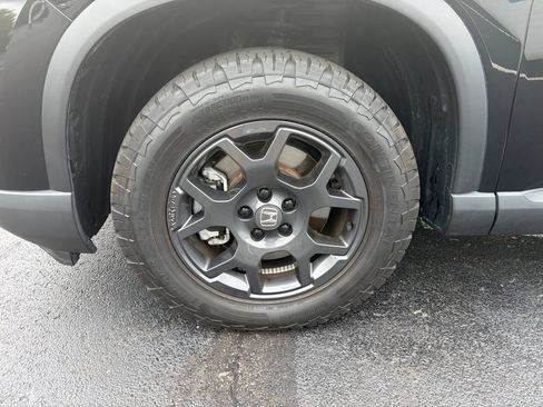 Certified 2024 Honda Pilot TrailSport image 10