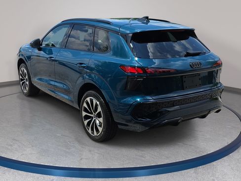 New 2026 Audi Q3 quattro 2.0T AWD/4WD image 6