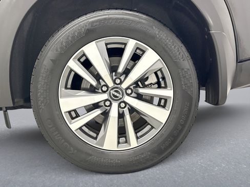 Used 2024 Nissan Pathfinder SL image 28