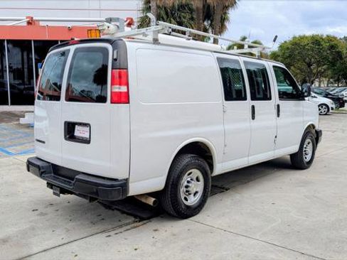 Used 2020 Chevrolet Express 2500 w/ Driver Convenience Package image 8