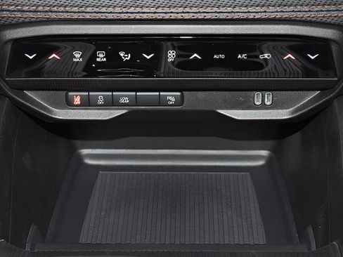 New 2026 Jeep Cherokee Limited AWD/4WD image 17