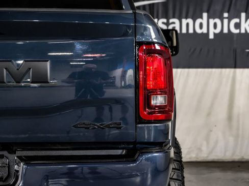 Used 2025 RAM 2500 Big Horn AWD/4WD image 42