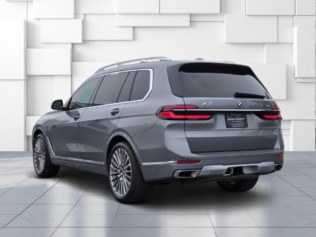 Used 2024 BMW X7 xDrive40i w/ Executive Package AWD/4WD image 5