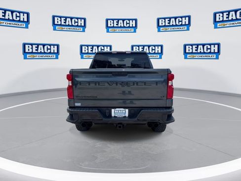 Used 2022 Chevrolet Silverado 1500 LT Trail Boss w/ Safety Package AWD/4WD image 7