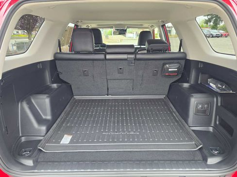 Used 2024 Toyota 4Runner TRD Off-Road Premium w/ Off Road Premium Plus Package AWD/4WD image 14