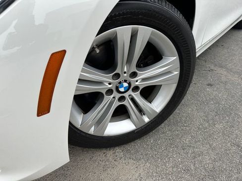 Used 2017 BMW 330i Sedan image 10