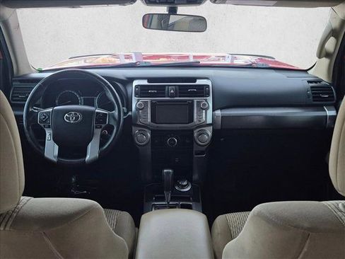 Used 2016 Toyota 4Runner SR5 AWD/4WD image 17