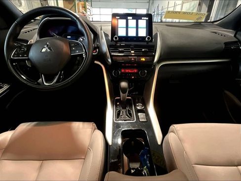Used 2024 Mitsubishi Eclipse Cross SE image 21