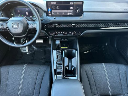 Certified 2025 Honda Accord Sport image 12