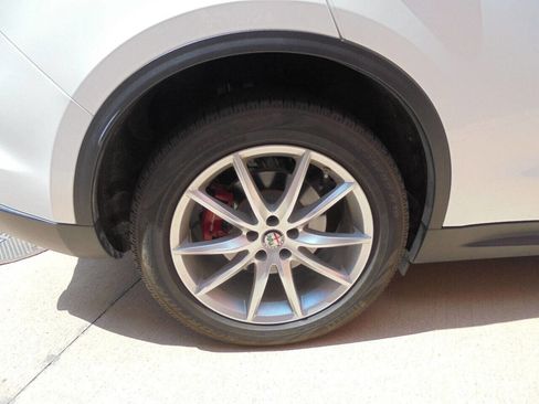 Used 2019 Alfa Romeo Stelvio Ti Lusso w/ Quick Order Package 22X Lusso image 25