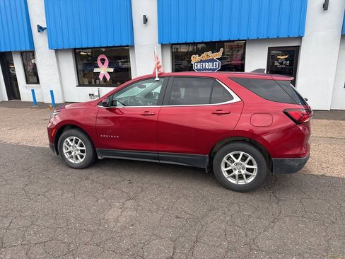 Used 2024 Chevrolet Equinox LT image 14