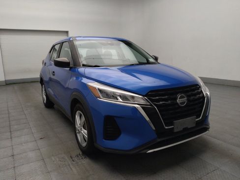 Used 2021 Nissan Kicks S FWD image 13