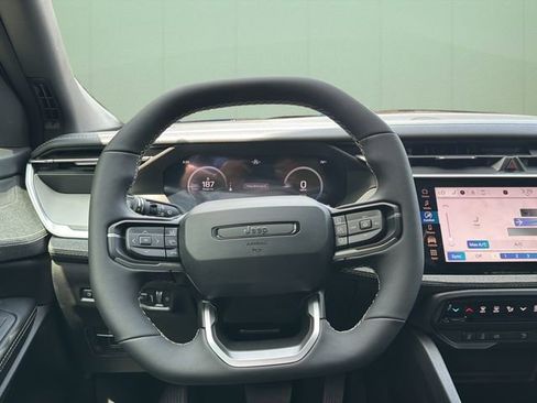 New 2026 Jeep Cherokee Laredo AWD/4WD image 15