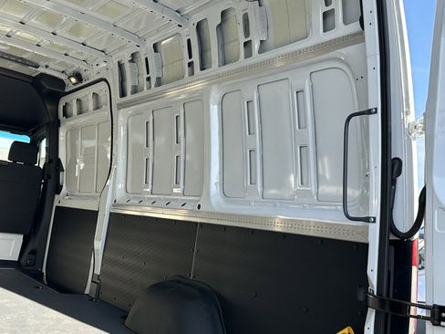 New 2025 Mercedes-Benz Sprinter 2500 image 11