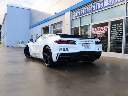 New 2026 Chevrolet Corvette E-Ray w/ Battery Protection Package image 33
