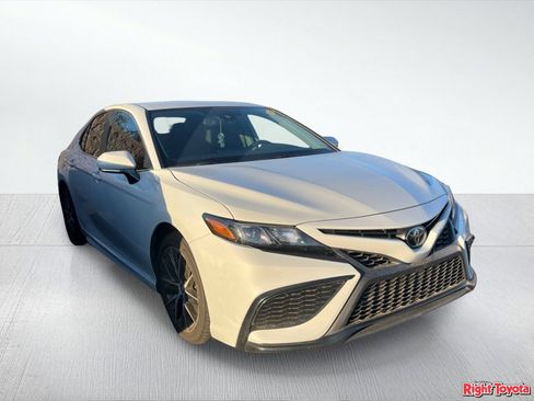 Certified 2024 Toyota Camry SE w/ Convenience Package FWD image 5