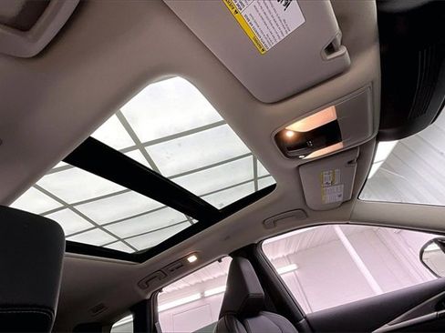 Certified 2025 INFINITI QX60 Luxe image 14